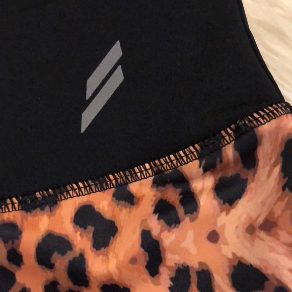 Yoga pants leopard & mesh panels NWT - Picture 3 of 3